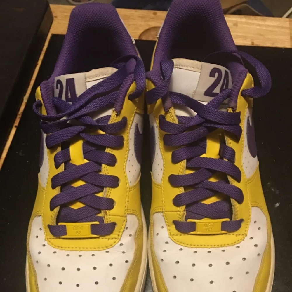 AUTHENTIC AF-1...."24"..